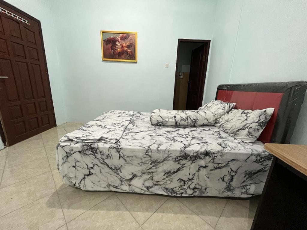Capital O 92615 Villa Utama D'Alas Purwo Ringinpintu المظهر الخارجي الصورة